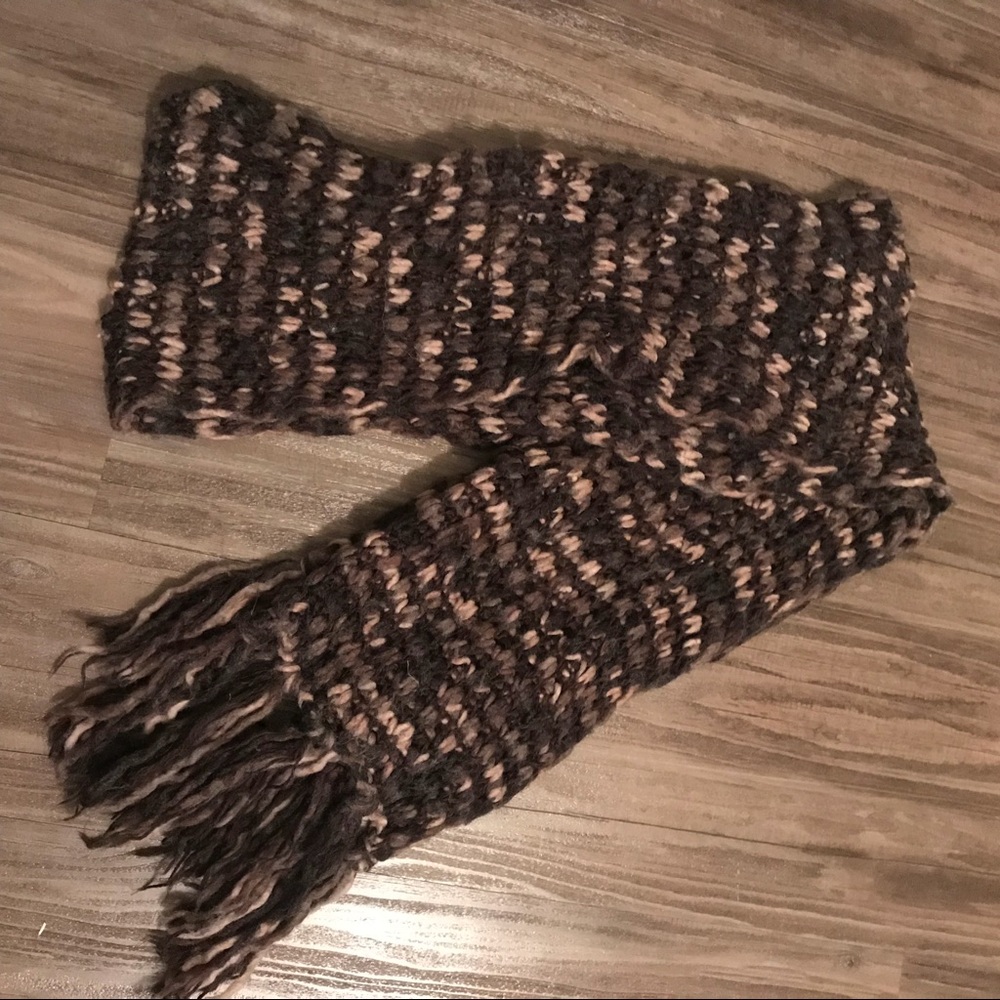 Brown bp Scarf